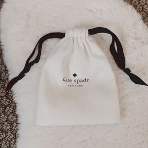 🆕 Kate spade ♠️ cloth pouch